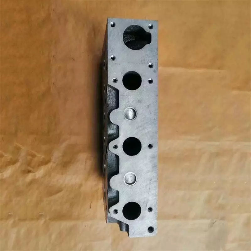 Cylinder Head fits New Holland L565 LS160 LX565 MC35 G6035 L465 LS140 LX465