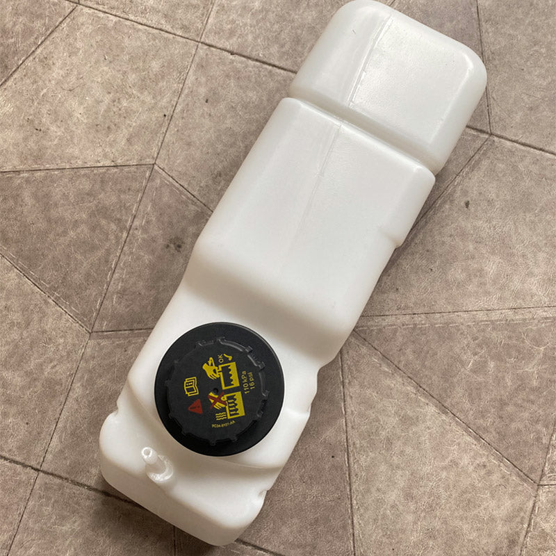 Water Radiator Coolant Tank Expansion Tank 6732375 for Bobcat A300 S150 S160 S175 S185 S205 T250 T300 T320 Skid Steer Loader