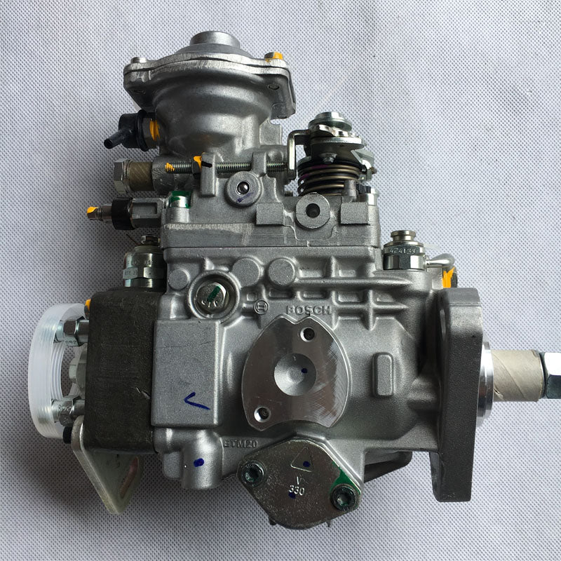 Fuel injection pump 0460426102 3908219 3907643 for diesel engine 6BTA-590