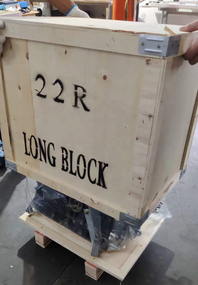 22R BARE ENGINE LONG BLOCK ENGINE FOR TOYOTA HILUX