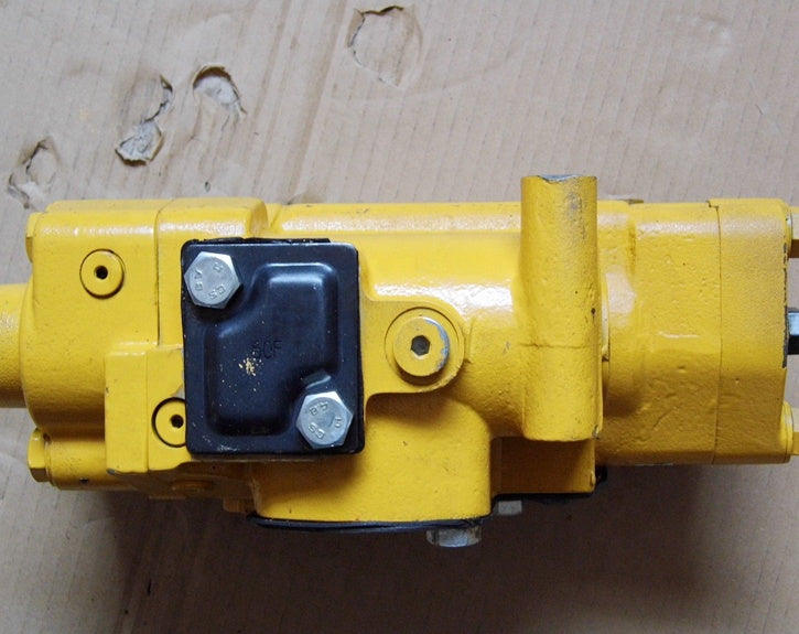 Fits XCMG loader wheel LW300 zl50 spare parts double hydraulic pump pump gearing 252300142