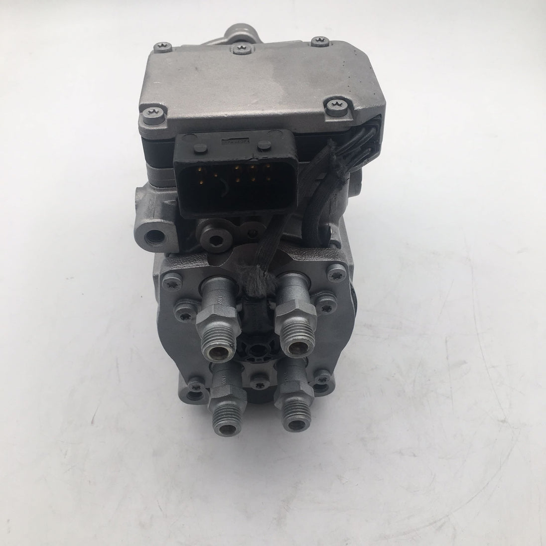 New Diesel VP44 Fuel Pump 0470506021 0470506028 0986444023 3947031 3937159 3941160 for CUMMINS VP44 Injection Pump