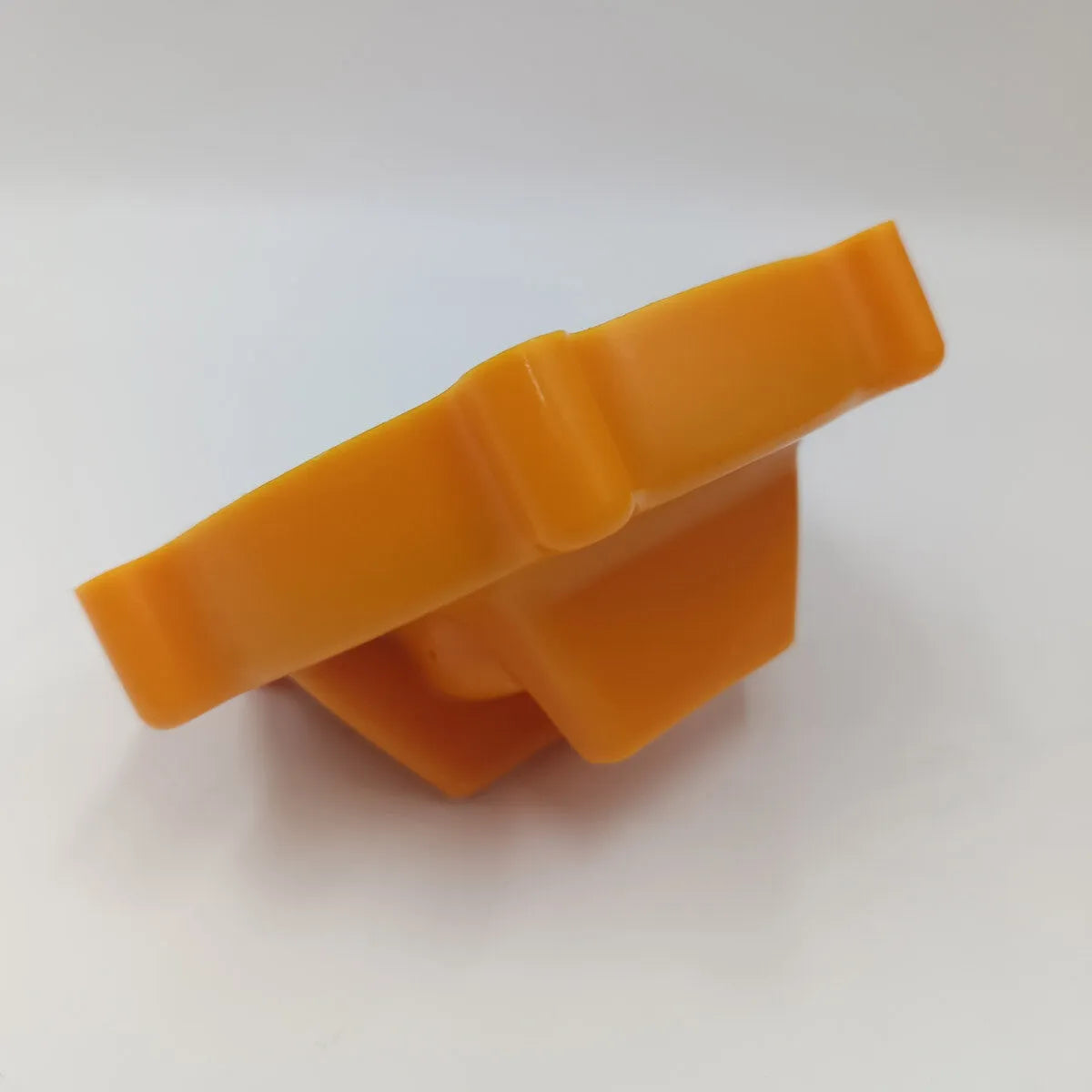 07091-21200 0709121200 FUEL TANK CAP for KOMATSU PC200-3 PC220-3 D155 D275 D41-Replacement Aftermarket Parts