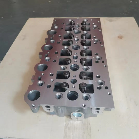 1003001RCA 1003151RAA Vm R425 2.5 R428 2.8 Dohc Cylinder Head for Vm Motori 4 Valve Cylinder Head-Replacement Aftermarket Parts