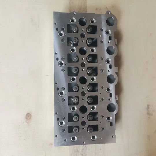 1003001RCA 1003151RAA Vm R425 2.5 R428 2.8 Dohc Cylinder Head for Vm Motori 4 Valve Cylinder Head-Replacement Aftermarket Parts