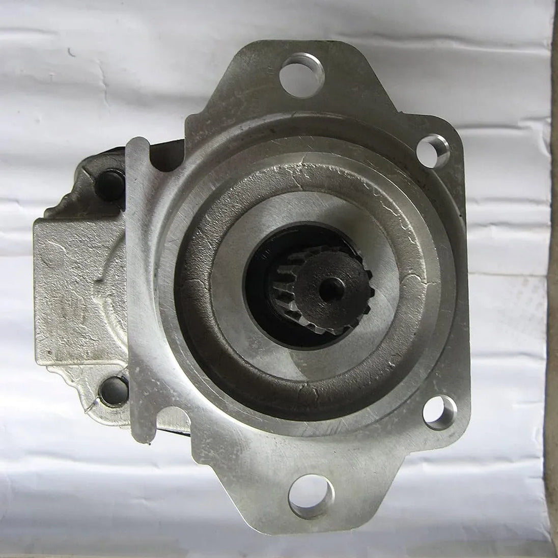 Hydraulic Gear Pump 44083-60410 for Kawasaki 90ZV-2-Replacement Aftermarket Parts