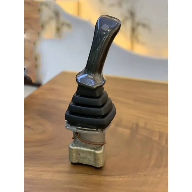 172463-74521 VALVE ASSEMBLY LEFT Fits Yanmar ViO27-5B Excavator-BeeSpareParts