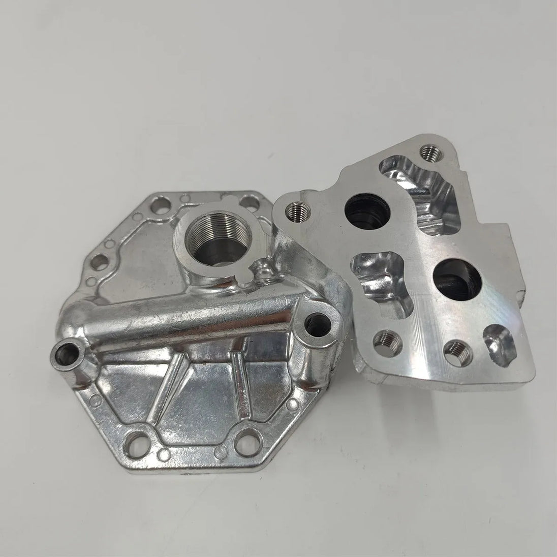 183-8179 1838179 BASE AS OIL FILTER HEAD FITS FOR CAT E312C E311C E320C 320D-Replacement Aftermarket Parts