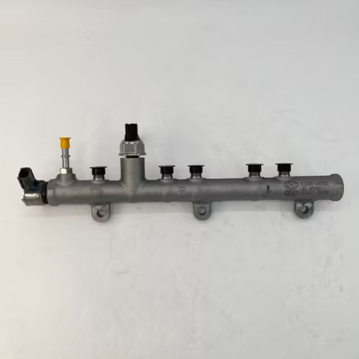 Fuel Common Rail Assembly 31400-4A900 095600-5590 for Hyundai H1 i800 iLoad Starex 2015-2021