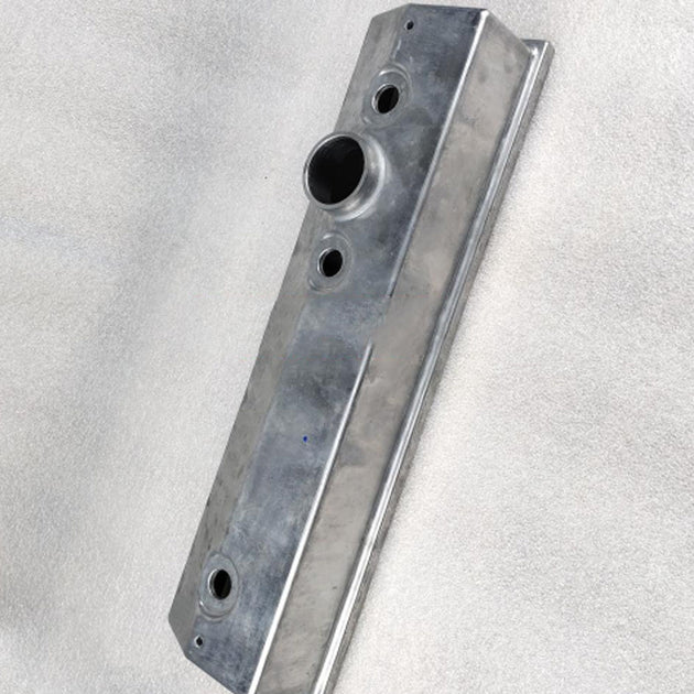 &nbsp;Cylinder Head Cover C6204118130 for Cummins Engine C8.3