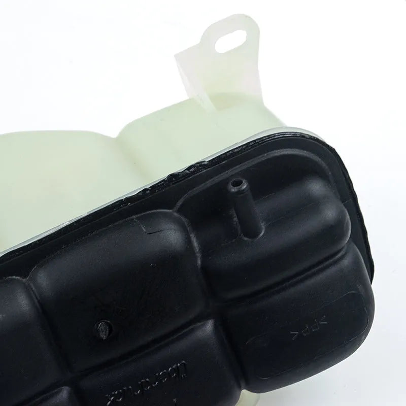 2025000649 Coolant Reservoir Overflow Expansion Tank For Mercedes Benz W202 W208 C36 C43 C280 Radiator Tank A2025000649-BeeSpareParts
