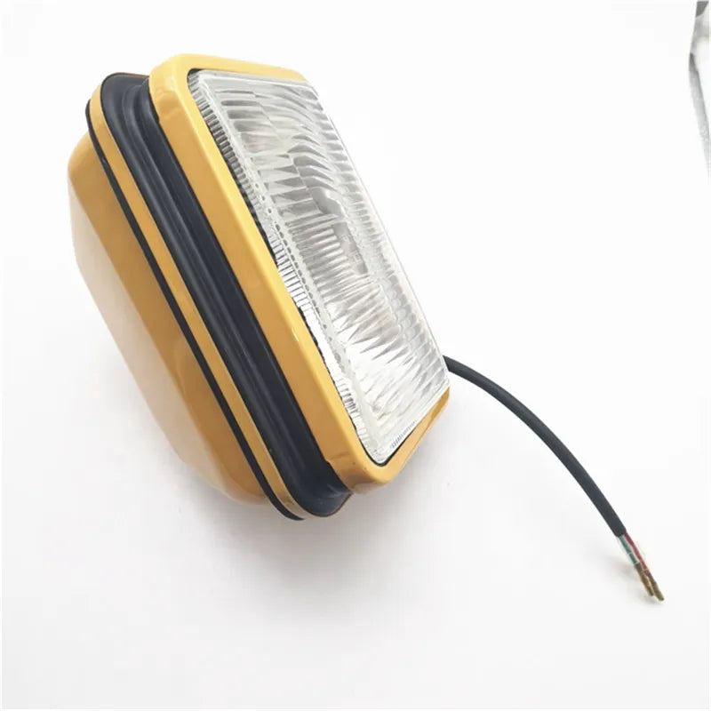 203-06-56140 Work Lamp Ass'y For Komatsu PC220-5 PC200-5 Excavator BULLDOZERS-BeeSpareParts