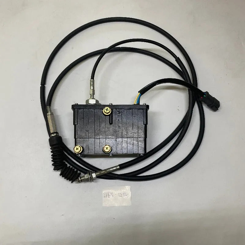 21EN-32360 Throttle Motor for Hyundai R225-9 R275-9 R305-9T R300-9 R305-9 R365-9-Replacement Aftermarket Parts