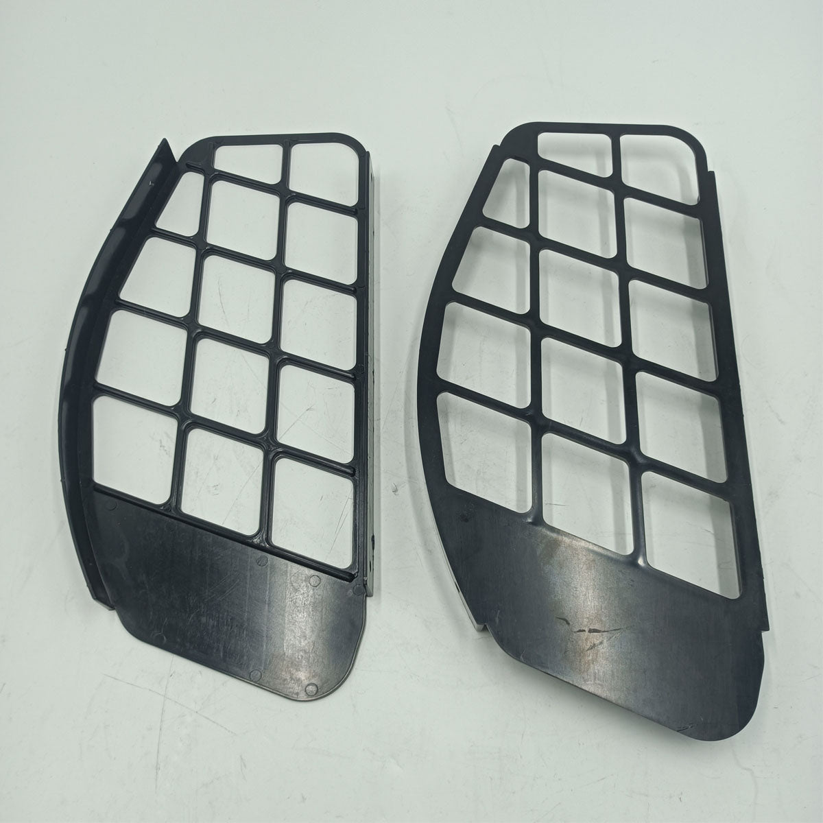 Plastic Side Grill Air Discharge Louver 6716571 & 6716573 for Bobcat Skid Steer Loader 653 751 753 763 773