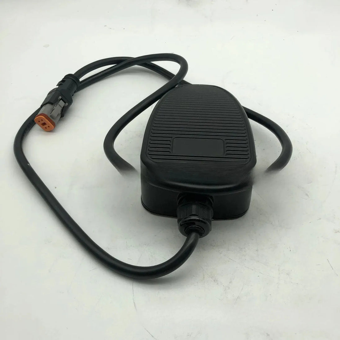 Foot Switch Assembly 73233GT 73233 for Genie Boom Lift S-60 S-65 Z-45/25 Z-60/34-BeeSpareParts