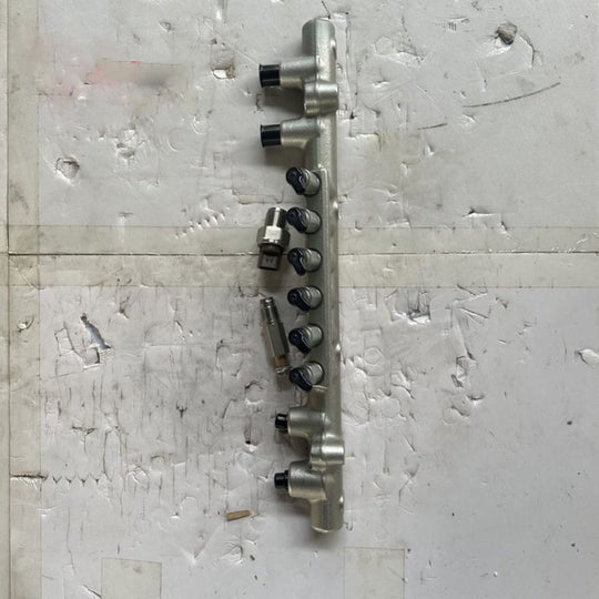 Common Rail 6261-71-1220 6261-71-1210 Fits for Komatsu Engine SAA6D125E SAA6D140E SAA6D170E Excavator PC1250SP-8R PC400LC-8 PC400LCSE-8R PC450LC-8
