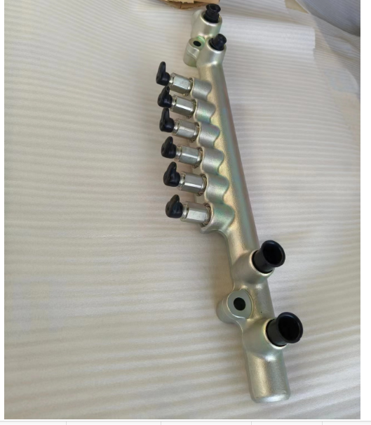 Common Rail 6261-71-1220 6261-71-1210 Fits for Komatsu Engine SAA6D125E SAA6D140E SAA6D170E Excavator PC1250SP-8R PC400LC-8 PC400LCSE-8R PC450LC-8