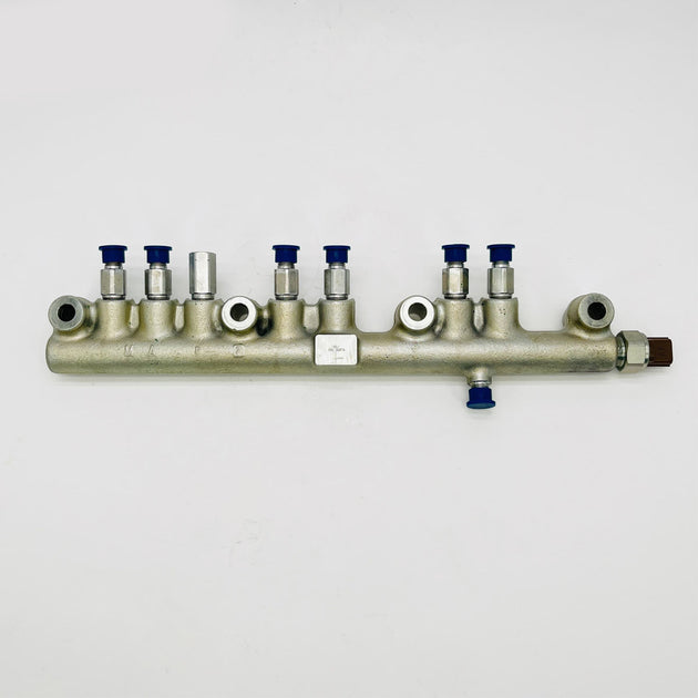 Fuel Rails 095440-0851 RE521599 RE507863 for 6090H Engine