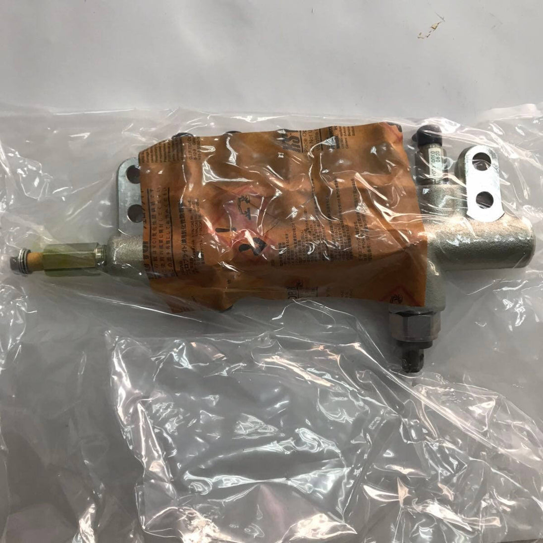 ZX330-3 ZX350-3 Common Rail Assy 8981529502 8973230190 6HK1 6HK1T FUEL MANIFOLD 8-98152950-2 8-97323019-0