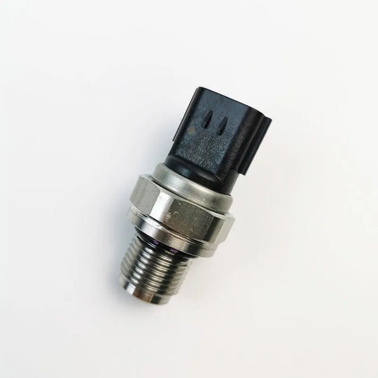 2PCS Komatsu PC200-8 pressure switch sensor high pressure 50MP OE: 7861-93-1812 7861931812-BeeSpareParts