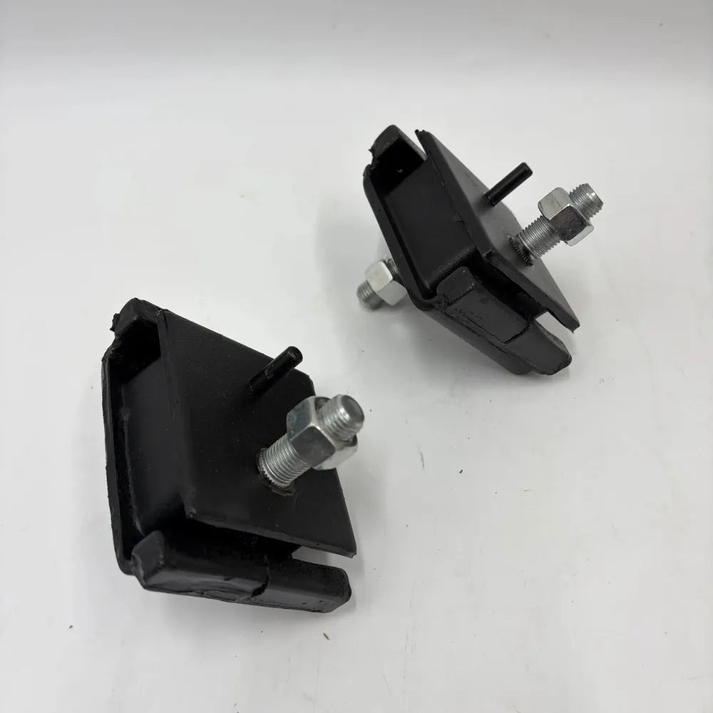 2Pcs Mount Insulator 12361-23600-71 for Toyota Engine 1DZ 2Z Forklift 6FD10 6FD30-Mounting Rubber Cushion-BeeSpareParts