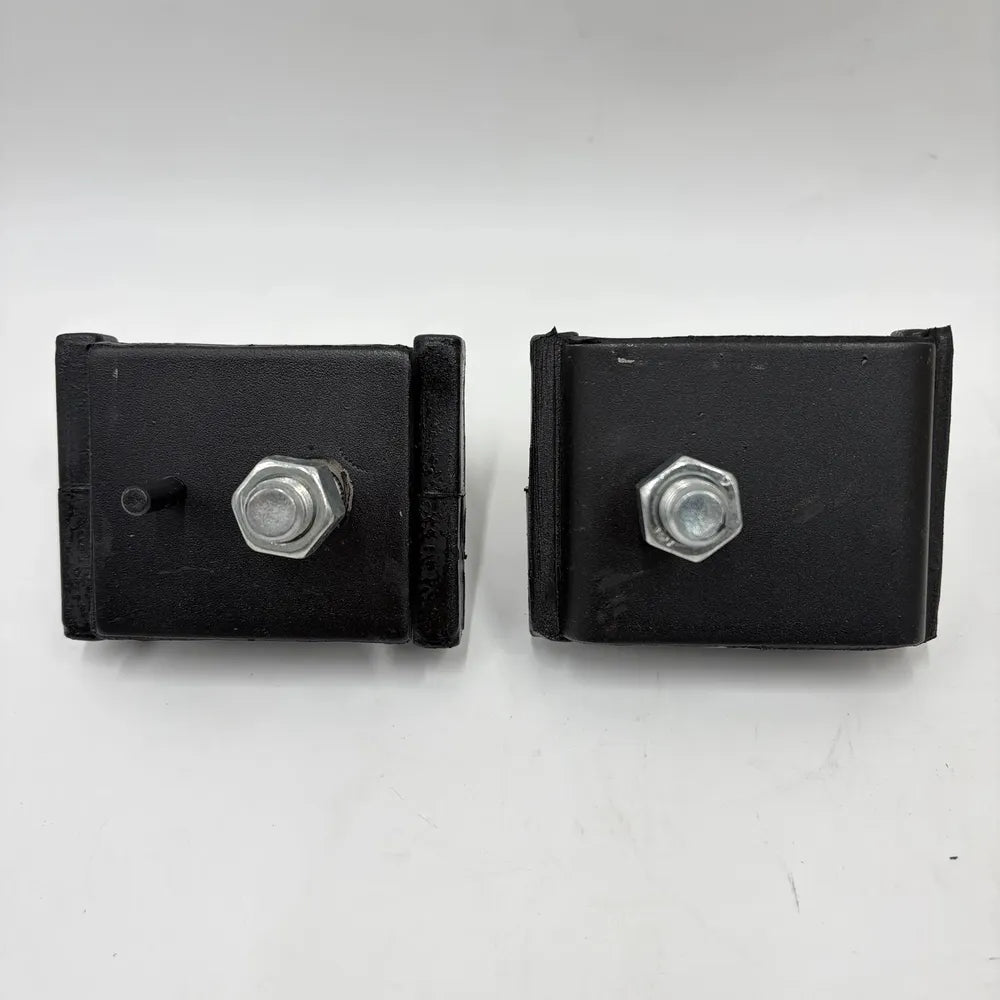 2Pcs Mount Insulator 12361-23600-71 for Toyota Engine 1DZ 2Z Forklift 6FD10 6FD30-Mounting Rubber Cushion-BeeSpareParts