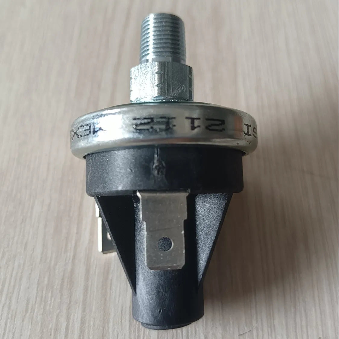 2pcs Pressure switch Loader Parts 803678440 for XCMG LW500FN-Replacement Aftermarket Parts