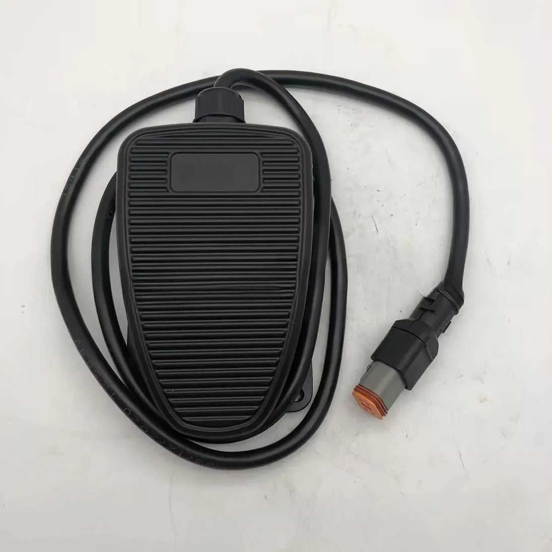 Foot Switch Assembly 73233GT 73233 for Genie Boom Lift S-60 S-65 Z-45/25 Z-60/34-BeeSpareParts