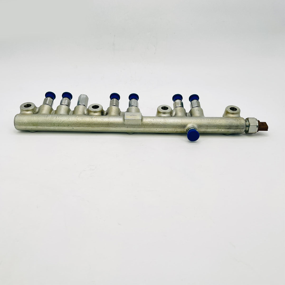 Fuel Rails 095440-0851 RE521599 RE507863 for 6090H Engine