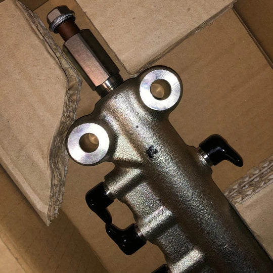 Common Rail Assembly 8-97609980-2 8976099802 for Isuzu 6HK1-TIER4 4JB1 4HK1 4HF1 4HG1 Engine NHR NPR NQR NKR Truck