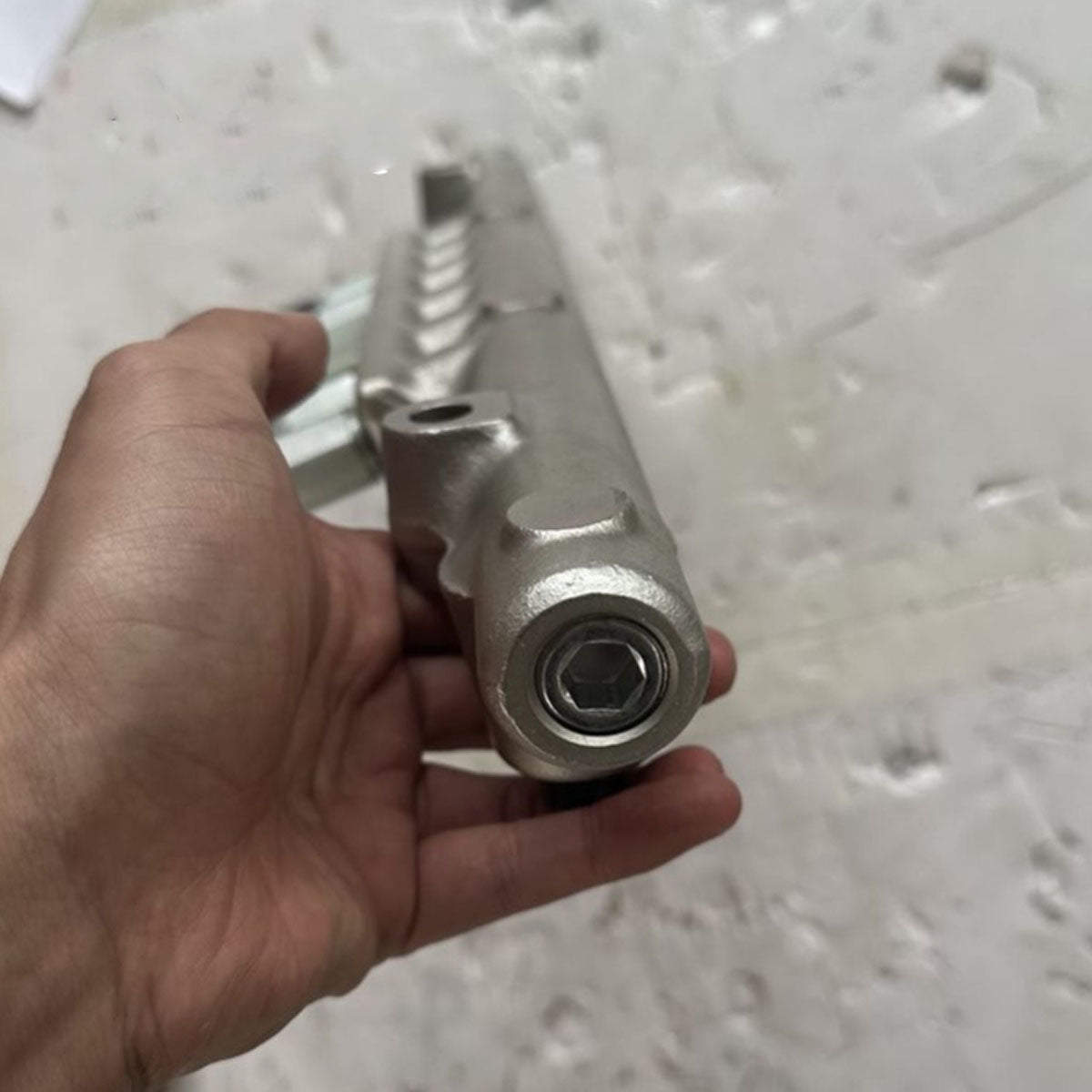 Common Rail 6261-71-1220 6261-71-1210 Fits for Komatsu Engine SAA6D125E SAA6D140E SAA6D170E Excavator PC1250SP-8R PC400LC-8 PC400LCSE-8R PC450LC-8