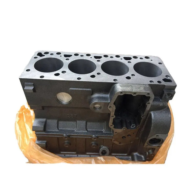 4D102 Engine Cylinder Block 3903920 Used For PC60-7 Komatsu Excavator Engine 6731-21-1010-BeeSpareParts