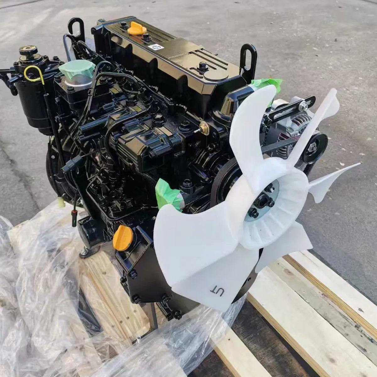 High Quality 4tne98 Engine Assembly for Yanmar Excavator Forklift Diesel Engine-Replacement Aftermarket Parts