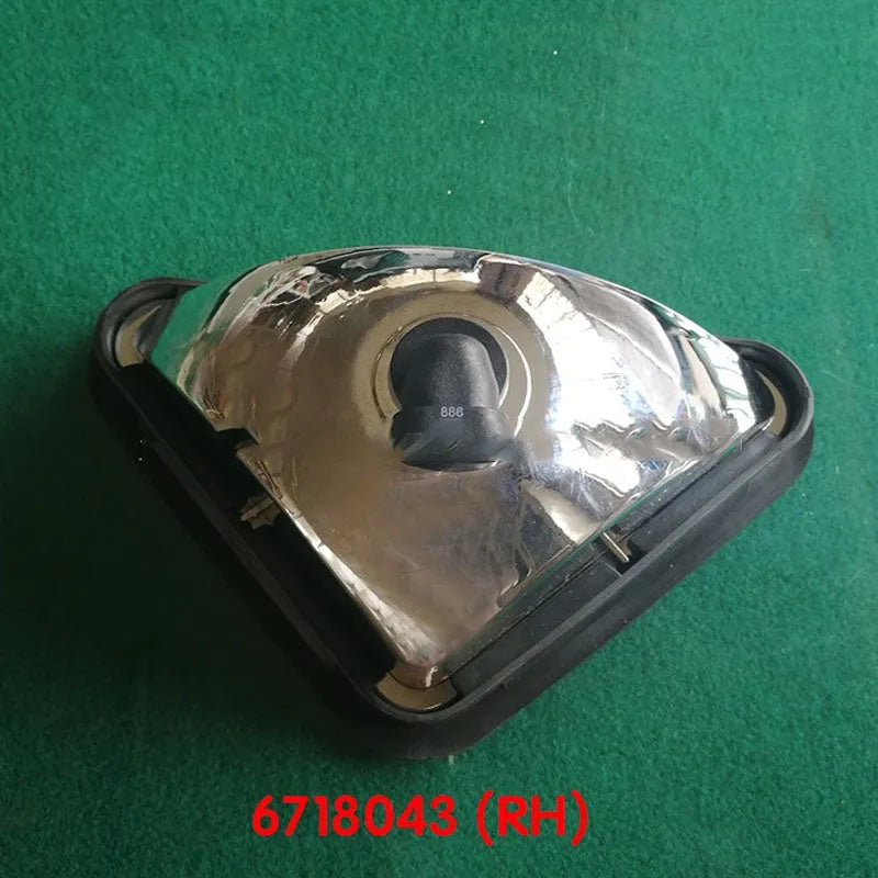 6718043 RH Headlight Fits Bobcat T110 T140 T180 T190 T200 T250 T300 T320-BeeSpareParts