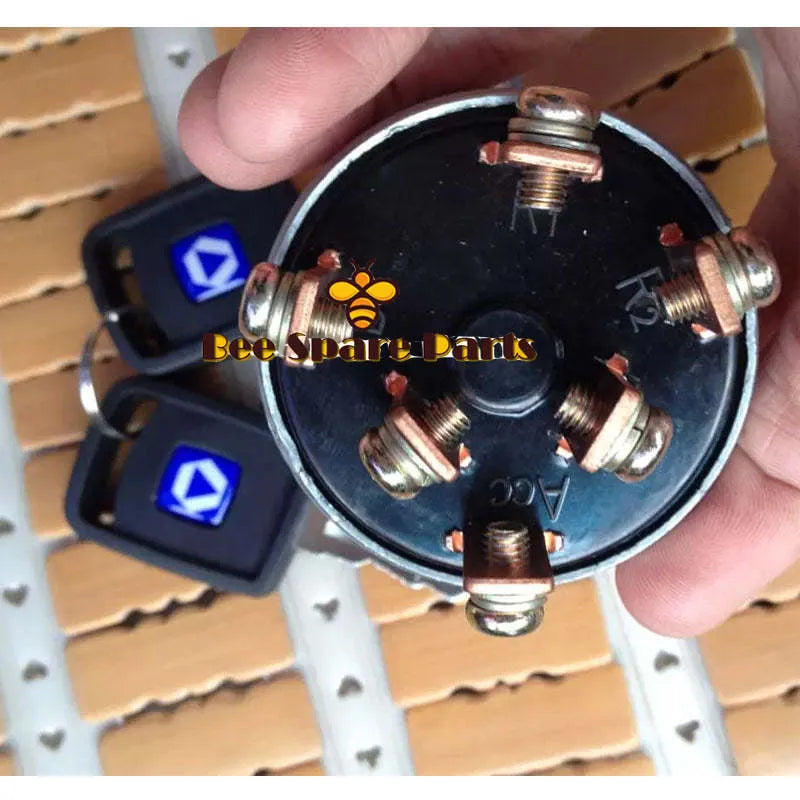 803608667 JK428KG XCMG Wheel Loader ignition switch key LW200KV Spare Parts Fits XCMG Cab Parts-BeeSpareParts