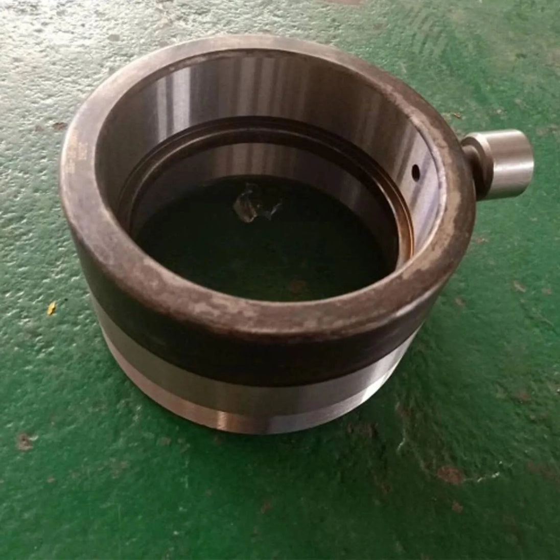 Bulldozer rear accessories left bearing block 16Y-16-06000-BeeSpareParts