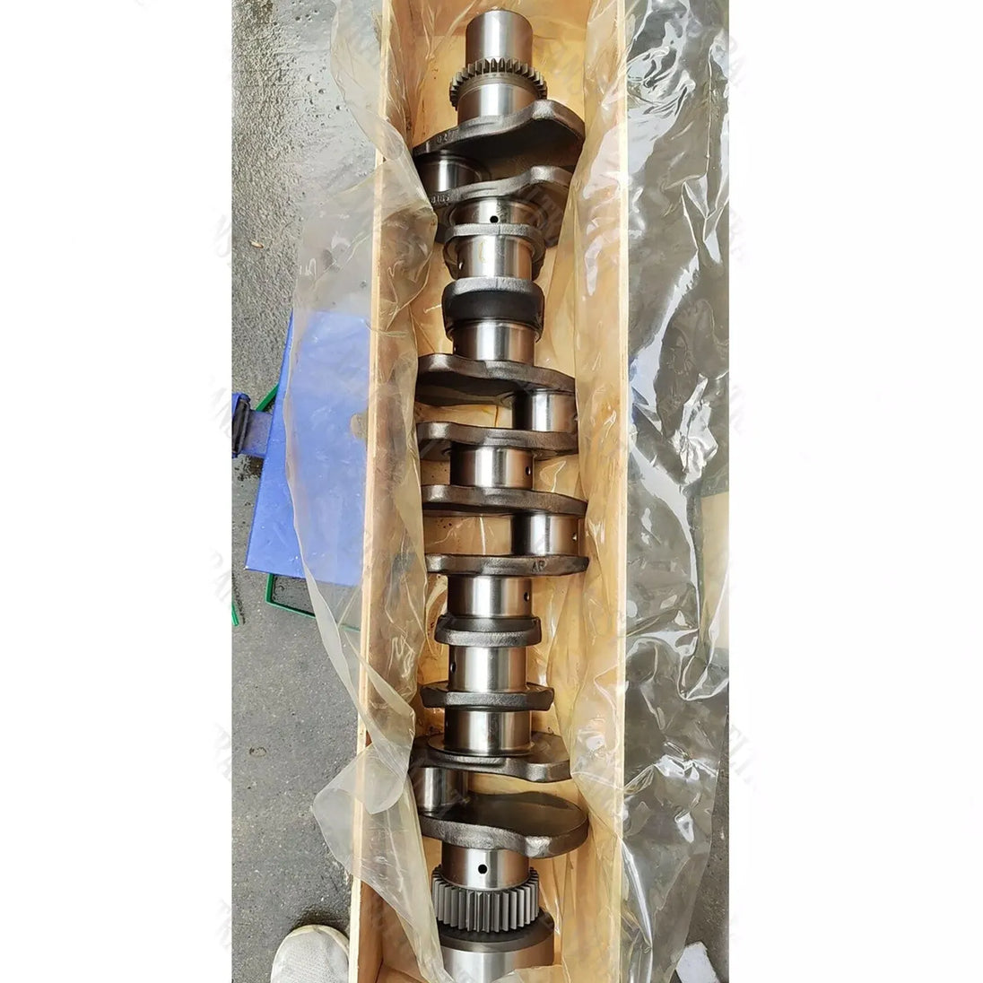 Crankshaft 3974538 4934862 5301009 3974635 5301008 3968164 6ISDE QSB6.7 Engine-Crankshaft-BeeSpareParts