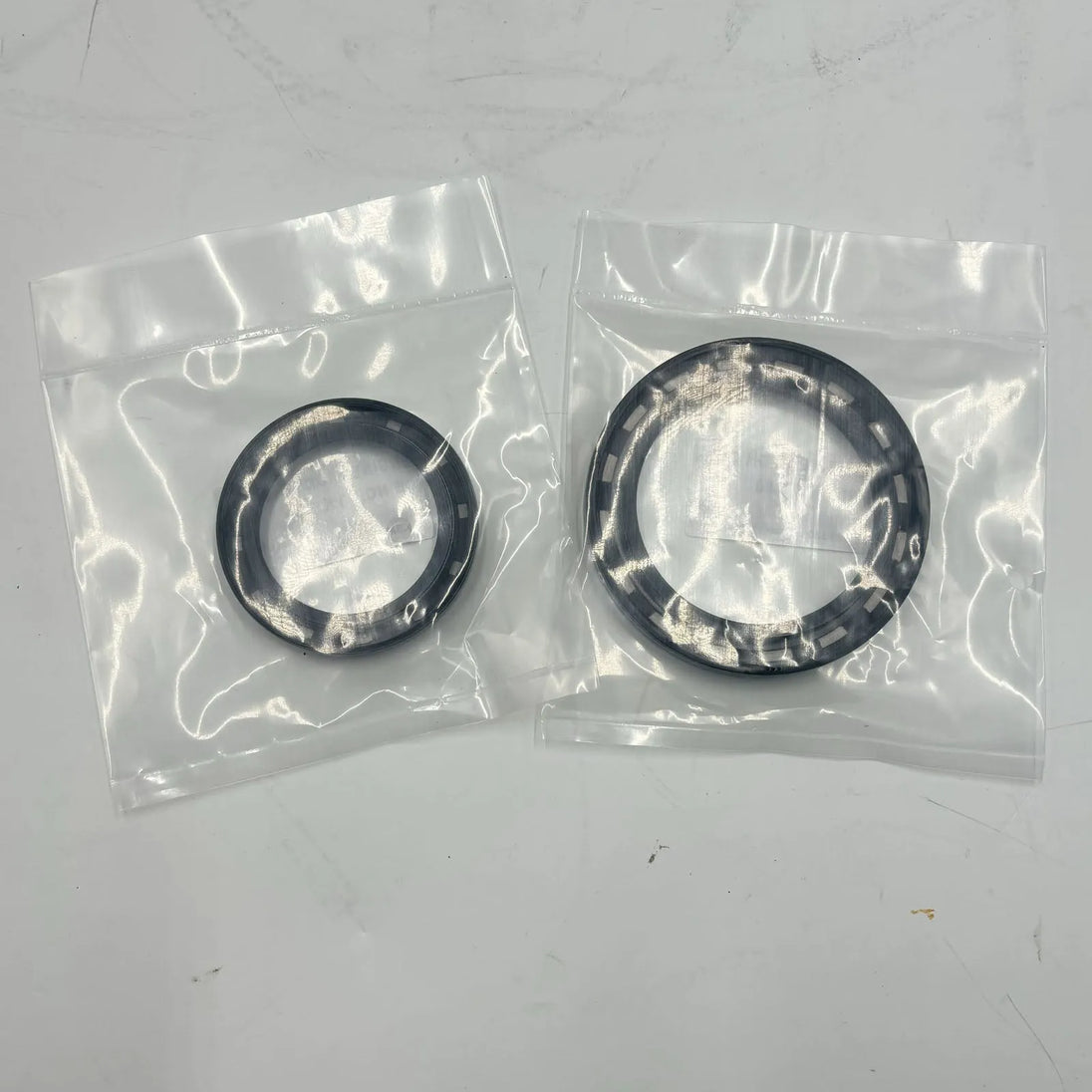 Crankshaft Front & Rear Oil Seal For Thermo King TK3.88-BeeSpareParts