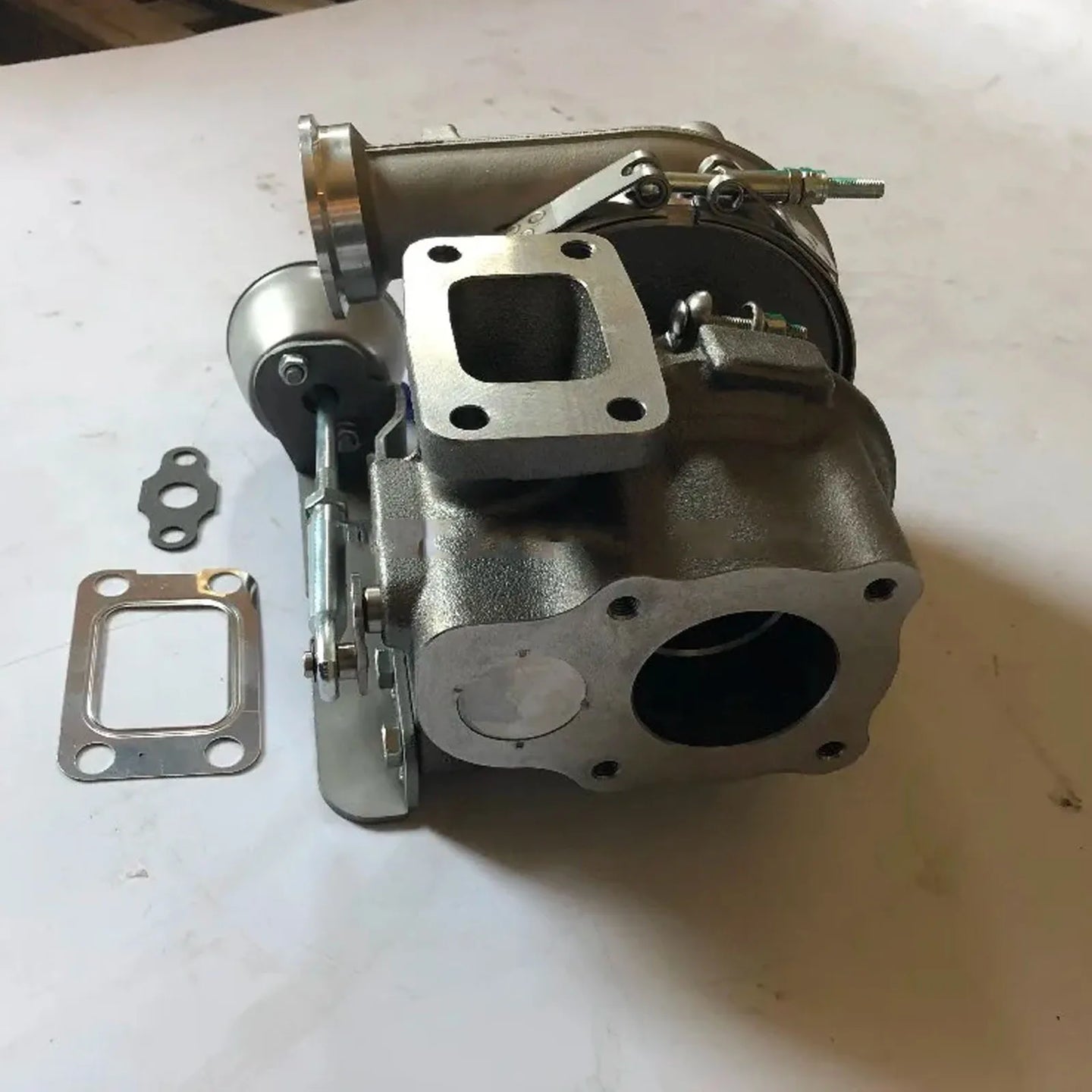 Diesel engine spare parts Turbocharger TCD2013 L04 2V 0429 8278 for Deutz-BeeSpareParts
