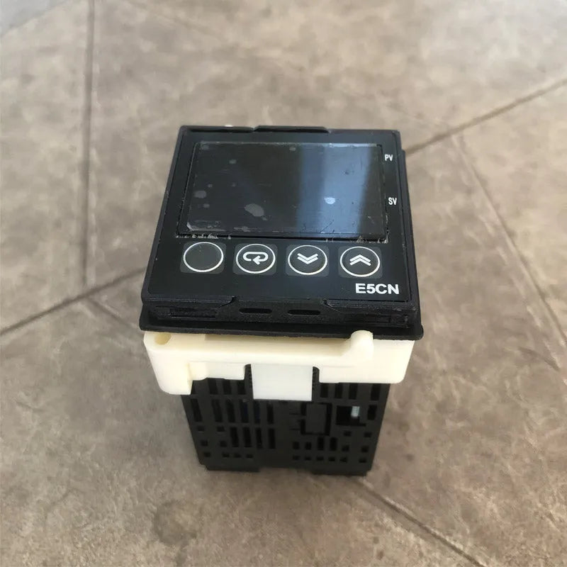 E5CNR2MT500 100-240VAC E5CN-R2MT-500 Digital Temperature Controller For OMRON New In Box-BeeSpareParts