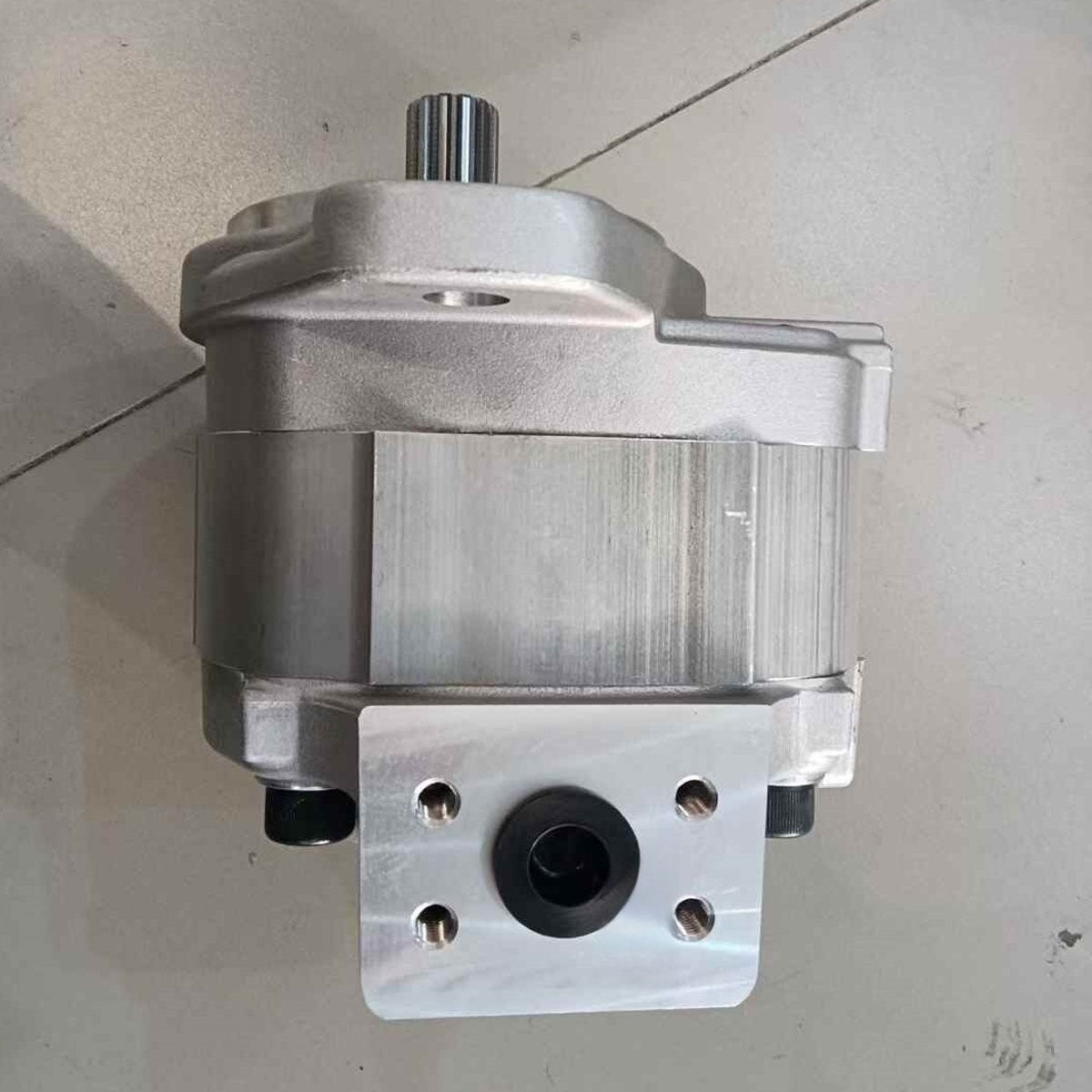 Gear Pump 705-73-30010 7057330010 for Komatsu Wheel Loader WA100-3 WA120-3 WA150-3 WA180-3