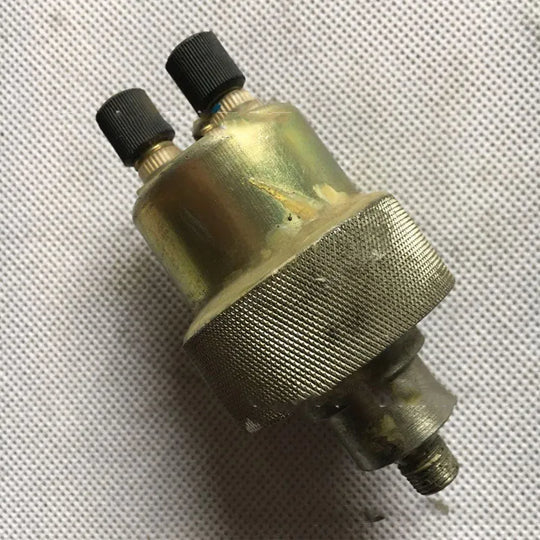 Heavy Truck Electrical Parts 4BT Diesel Engine Oil Pressure Sensor 3971995-商业/工业-BeeSpareParts