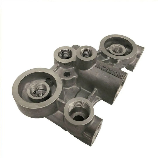 Oil Filter Base 1622657000 1622513000 for Atlas Copco Compressor 1622-6570-00-BeeSpareParts