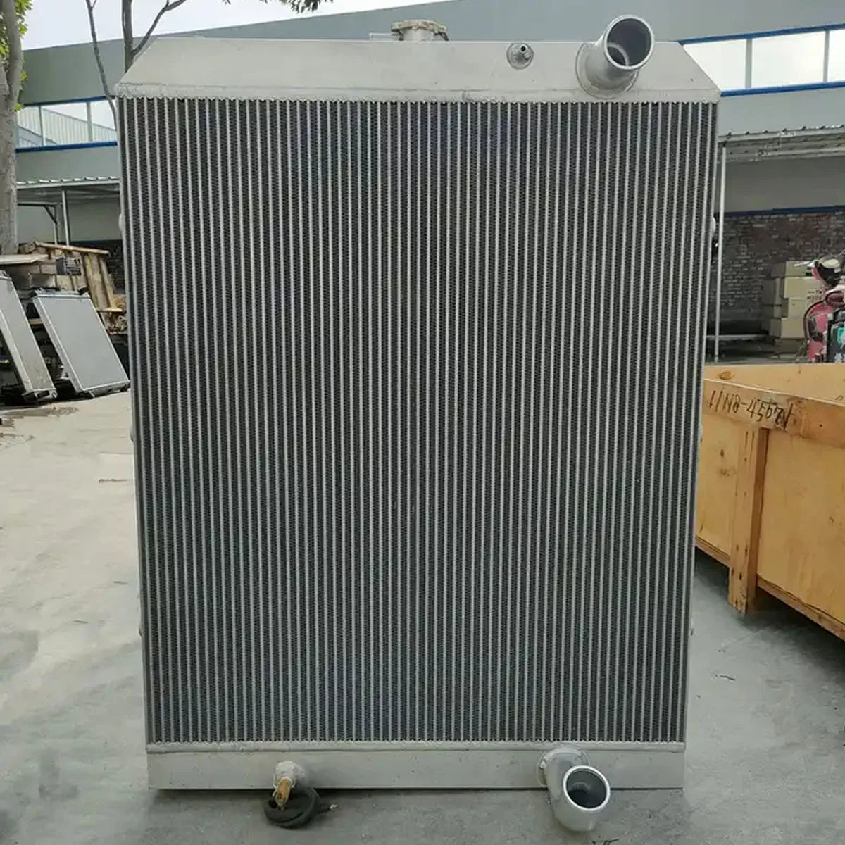 R305-7 Excavator Water Tank Radiator 11N8-40212 11N8-40213 11N8-43001 11N8-43002 11N8-43003 11N8-45071 11N8-45070 25801001F-BeeSpareParts