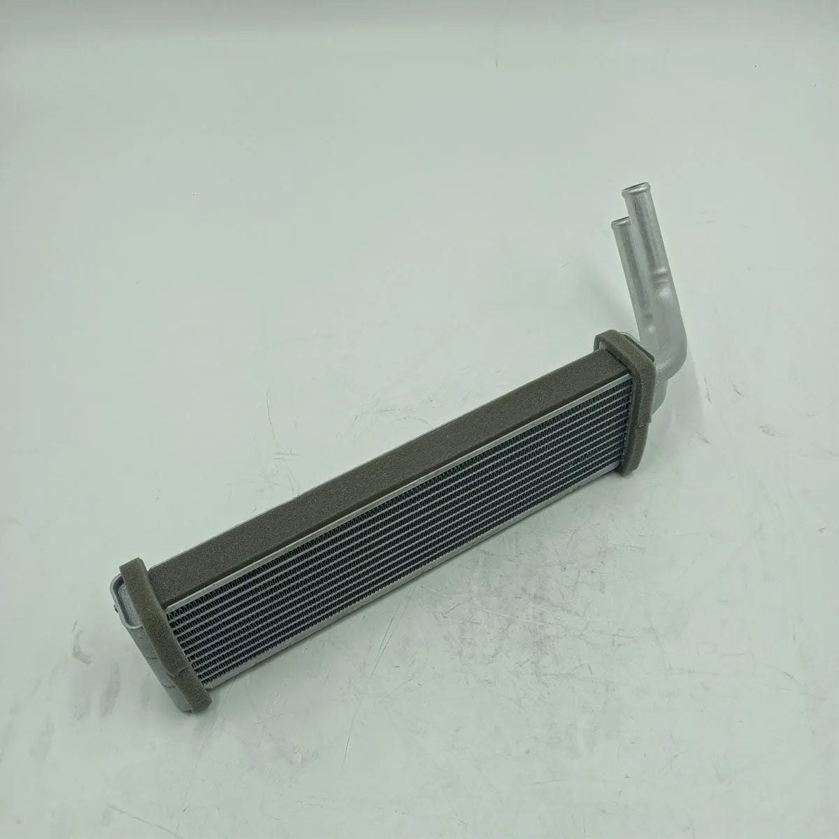 A/C Core Heater 4475775 for Hitachi Excavator ZX125US ZX135US ZX225US ZX225US-3 ZX60-HCMC ZX70 ZX75UST ZX80LCK ZX85US-HCME-Replacement Aftermarket Parts