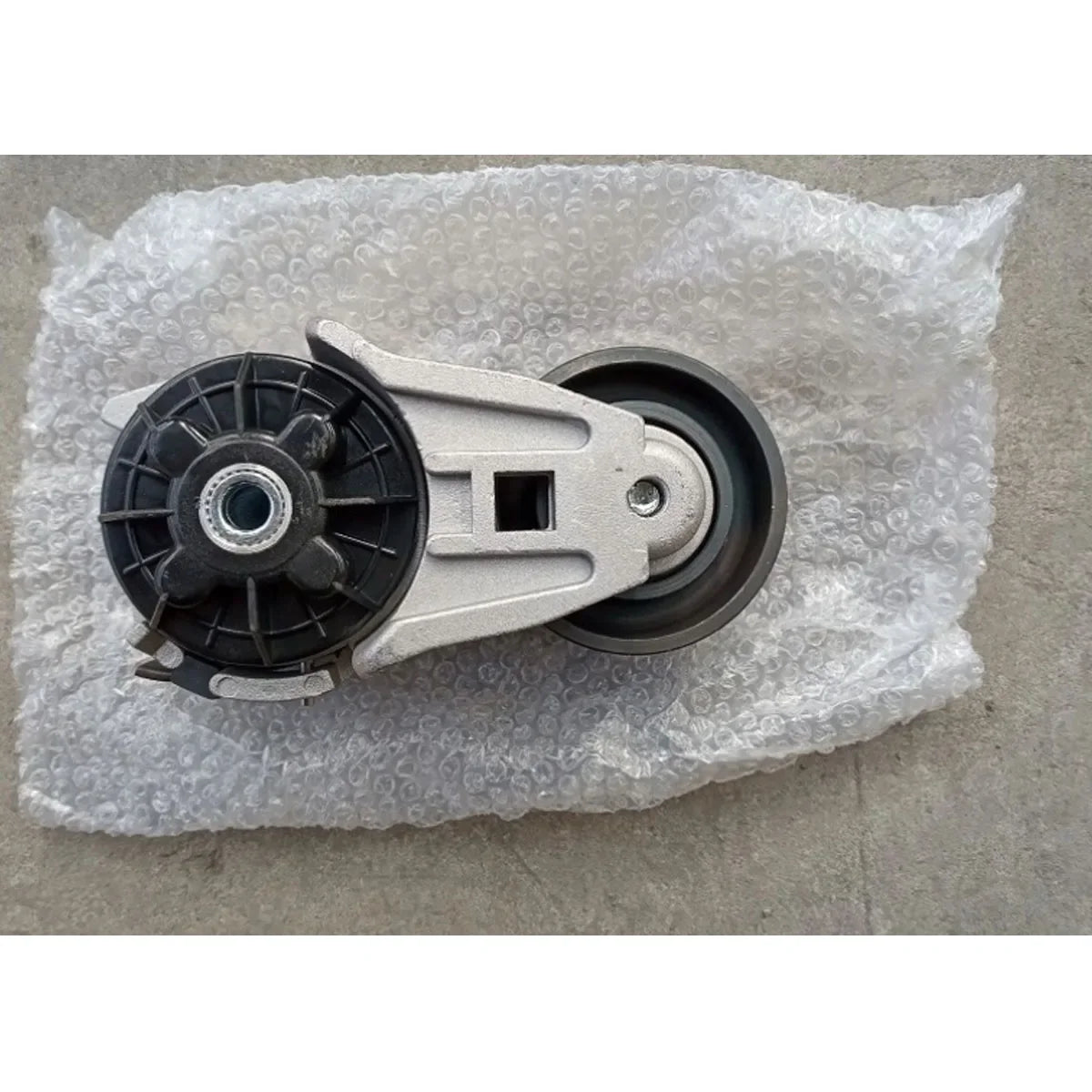 belt tensioner 612600061256 Suitable for Weichai WP10 Engine-Replacement Aftermarket Parts