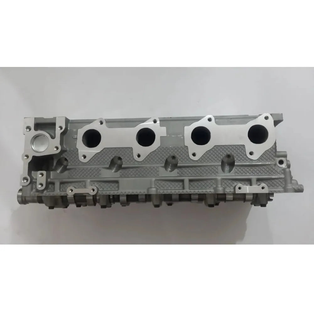 Cylinder head complete for Hyundai H1 H200 Kia Sorento D4CB 2.5 CRDI 22100-4A000-Replacement Aftermarket Parts