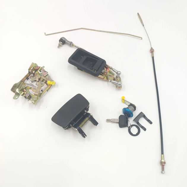 Door Lock Assembly 4362135 for Hitachi Excavator CHR70 EX200-5 EX100-3 EX100-5 EX400-5 EX3600-6 EX750-5 EX220-5-Replacement Aftermarket Parts