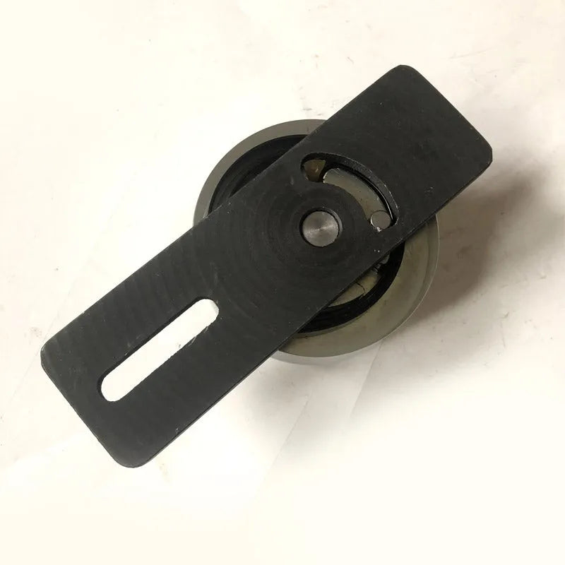 Drive Belt Tensioner Pulley Assy 6735884 6668114 6704391 6711698 for Bobcat 5600 653 751 753 763 773 7753 Skid Steer-BeeSpareParts