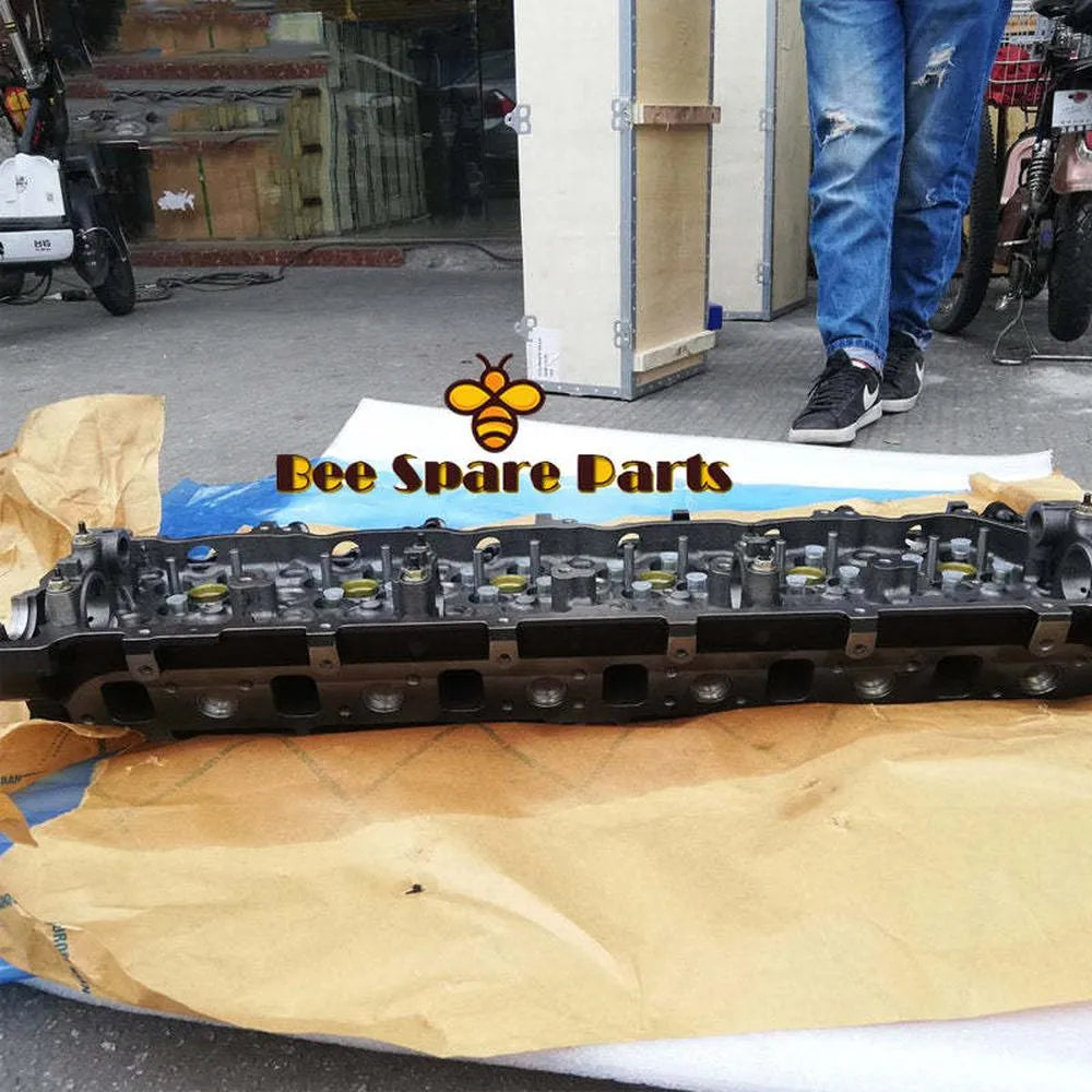 Excavator Diesel Engine Part 6HK1 Electric Injection Cylinder Head-Replacement Aftermarket Parts